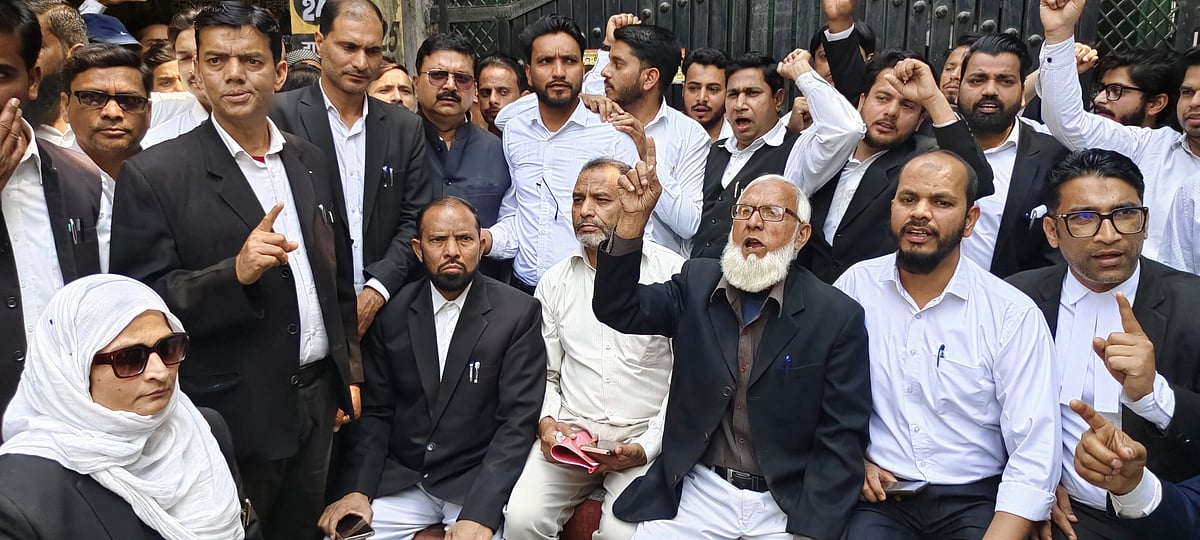 ಸಂಭಲ್ | ಮಸೀದಿ ಅಧ್ಯಕ್ಷನ ಬಂಧನ ಖಂಡಿಸಿ ವಕೀಲರ ಪ್ರತಿಭಟನೆ