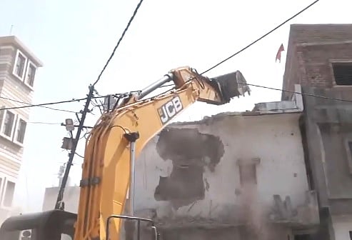 Nagpur Violence | ಪ್ರಮುಖ ಆರೋಪಿಯ ಮನೆ ಮೇಲೆ ಬುಲ್ಡೋಜರ್ ಕಾರ್ಯಾಚರಣೆ