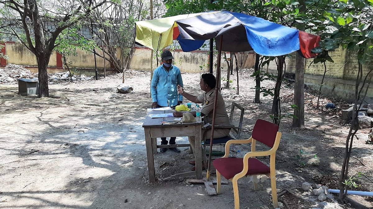 ರಾಯಚೂರು: ಕಚೇರಿ ಆವರಣದಲ್ಲೇ ವಾಹನ ಚಾಲನಾ ಪರೀಕ್ಷೆ