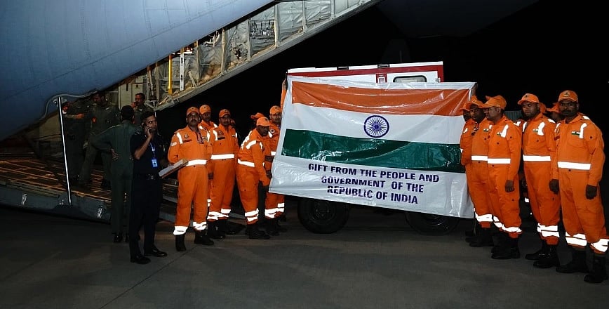 ಭೂಕಂಪ ಪೀಡಿತ ಮ್ಯಾನ್ಮಾರ್‌ಗೆ 15 ಟನ್ ಪರಿಹಾರ ಸಾಮಗ್ರಿಗಳನ್ನು ಕಳುಹಿಸಿದ ಭಾರತ