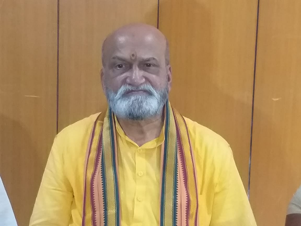 ಯತ್ನಾಳ ಉಚ್ಚಾಟನೆ ಮರುಪರಿಶೀಲಿಸಿ: ಪ್ರಮೋದ ಮುತಾಲಿಕ್