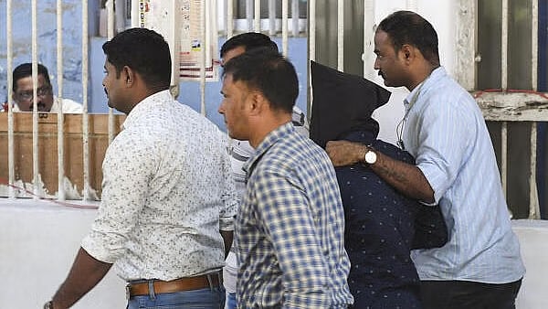 ಸೈಫ್ ಅಲಿ ಖಾನ್ ಹಲ್ಲೆ ಪ್ರಕರಣ: ಜಾಮೀನು ಕೋರಿ ಅರ್ಜಿ ಸಲ್ಲಿಸಿದ ಆರೋಪಿ