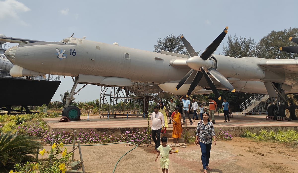 ಕಾರವಾರ: ಇದ್ದೂ ಇಲ್ಲದಂತಾದ ಟುಪಲೇವ್ ಯುದ್ಧ ವಿಮಾನ
