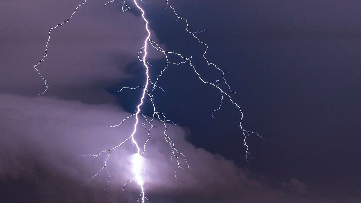 Lightning Tragedy |ಒಡಿಶಾದಲ್ಲಿ ಸಿಡಿಲು ಬಡಿದು 6 ಮಂದಿ ಮಹಿಳೆಯರು ಸೇರಿ 9 ಸಾವು