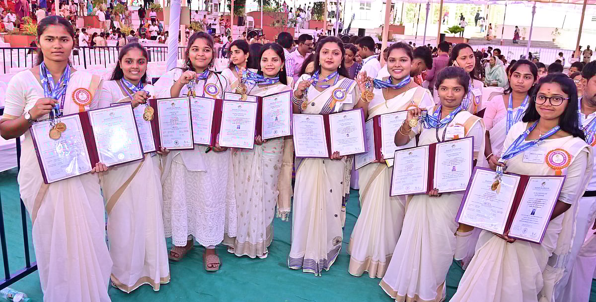 ದಾವಣಗೆರೆ: ಸೋತು ಗೆದ್ದ ‘ಚಿನ್ನದ ವಿದ್ಯಾರ್ಥಿನಿ’