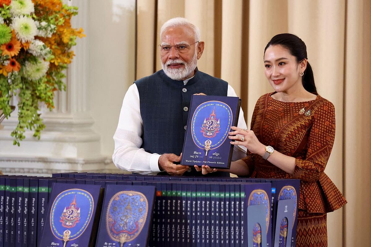 Modi In Thailand: ಥಾಯ್ಲೆಂಡ್‌ಗೆ ಬಂದಿಳಿದ ಪ್ರಧಾನಿ ಮೋದಿ; ಭವ್ಯ ಸ್ವಾಗತ
