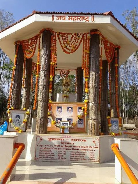 ಬೆಳಗಾವಿ ನಗರಕ್ಕೆ ಹೊಂದಿಕೊಂಡ ಹಿಂಡಲಗಾದಲ್ಲಿ ಸದ್ಯ ಇರುವ ಗಲಭೆಕೋರರ ಸ್ಮಾರಕ