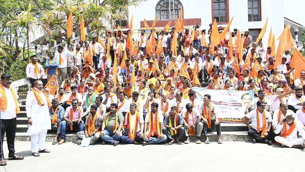 ಆಟದ ಮೈದಾನಕ್ಕಾಗಿ ನ್ಯಾಯಬದ್ಧ ಹೋರಾಟ: ಈಶ್ವರಪ್ಪ