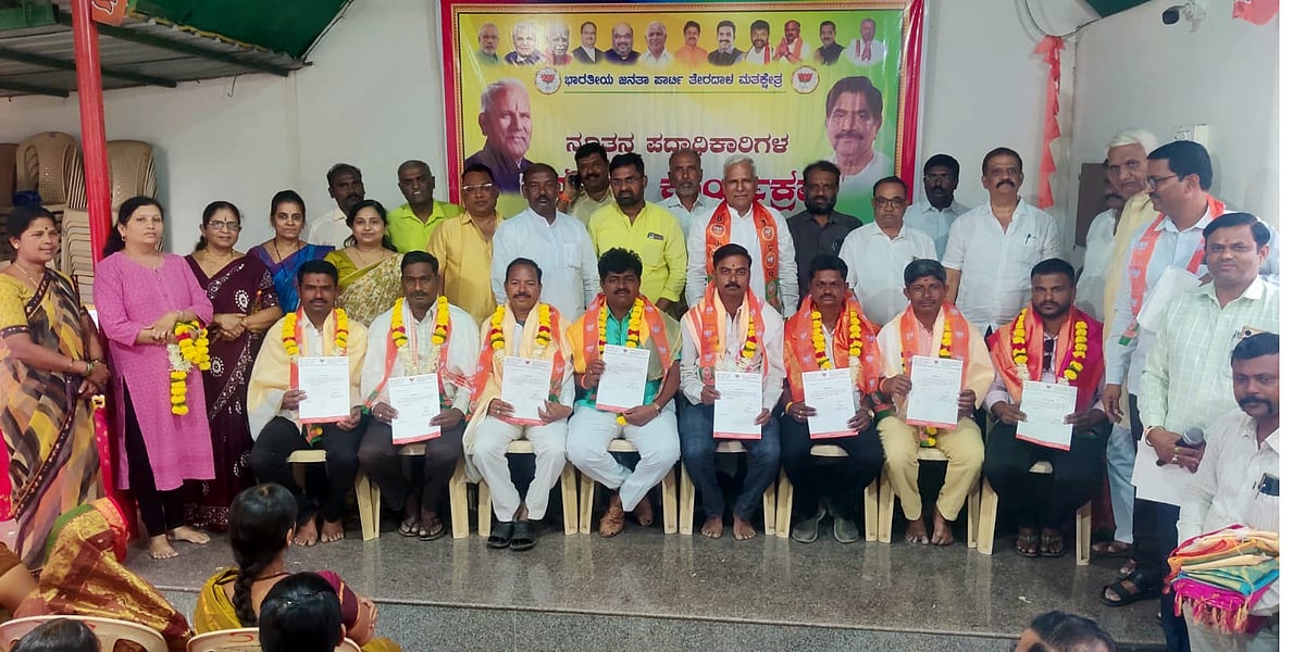 ಸಾಲದಲ್ಲಿ ರಾಜ್ಯ ಸರ್ಕಾರ, ಅಭಿವೃದ್ಧಿ ಕಾರ್ಯಗಳು ಸ್ಥಗಿತ: ಶಾಸಕ ಸಿದ್ದು ಸವದಿ