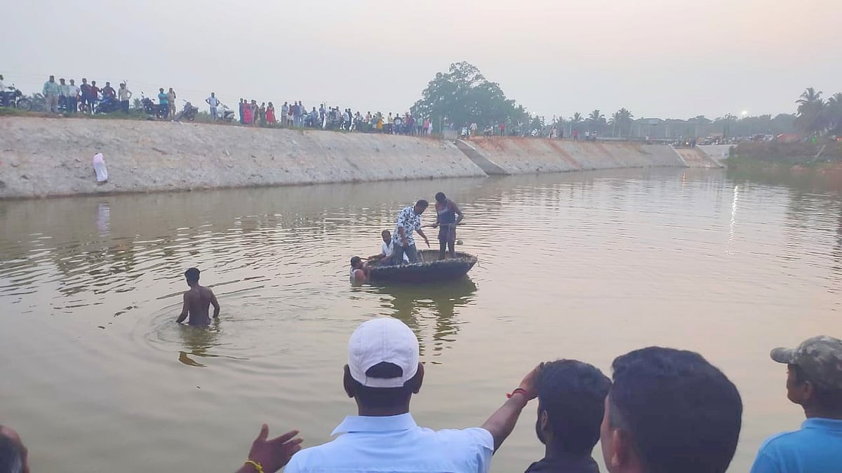 ಮಂಡ್ಯ: ವಿಶ್ವೇಶ್ವರಯ್ಯ ನಾಲೆ ಬಳಿ ಹೊಂಡದಲ್ಲಿ ಮುಳುಗಿ ಮೈಸೂರಿನ ಮೂವರು ಸಾವು
