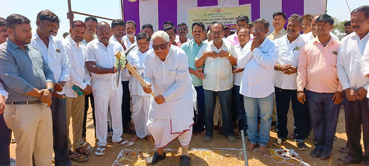 ಗದಗ: ಸರಳ ವ್ಯಕ್ತಿತ್ವದ ಹಿರಿಯ ರಾಜಕಾರಣಿ ರೋಣ ಗೌಡ್ರು