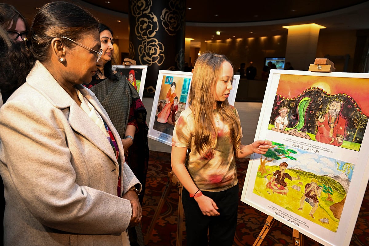 ಸ್ಲೊವಾಕಿಯಾ: ರಾಮಾಯಣ ಬೊಂಬೆಯಾಟ ವೀಕ್ಷಿಸಿದ ಮುರ್ಮು