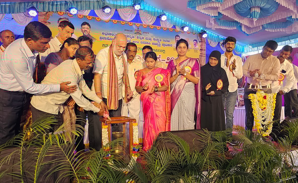 ಶಿರಸಿ: ಕದಂಬೋತ್ಸವ ಆಮಂತ್ರಣಕ್ಕೆ ಹೊರಟ ಕದಂಬ ಜ್ಯೋತಿ