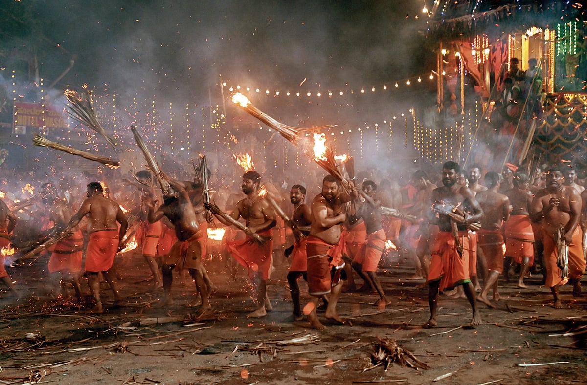 ಕಟೀಲಮ್ಮನ ಸನ್ನಿಧಿಯಲ್ಲಿ ಅಗ್ನಿಕೇಳಿ