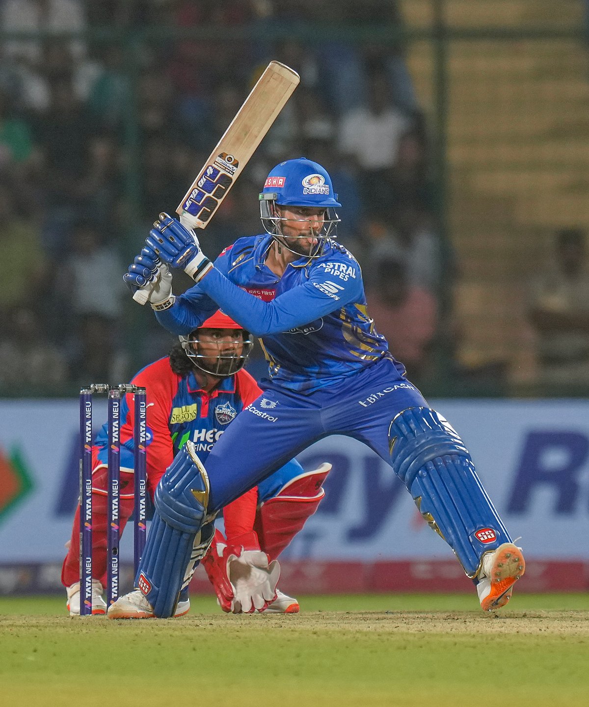 ಮುಂಬೈಗೆ ಮಣಿದ ಕ್ಯಾಪಿಟಲ್ಸ್‌: ಕನ್ನಡಿಗ ಕರುಣ್‌ ನಾಯರ್ ಆಟಕ್ಕೆ ದಕ್ಕದ ಗೆಲುವು