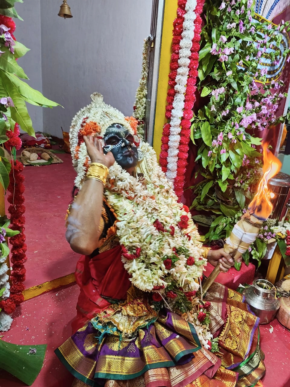 ಸುಂಟಿಕೊಪ್ಪ ಸಮೀಪದ ನಾರ್ಗಾಣೆ ಗ್ರಾಮದ ಶ್ರೀದೇವಿಯ ಅಣ್ಣಪ್ಪ‌ ಸ್ವಾಮಿ ದೈವಸ್ಥಾನದಲ್ಲಿ‌ ಧರ್ಮದೈವಗಳ ನೇಮೋತ್ಸವ ನಡೆಯಿತು