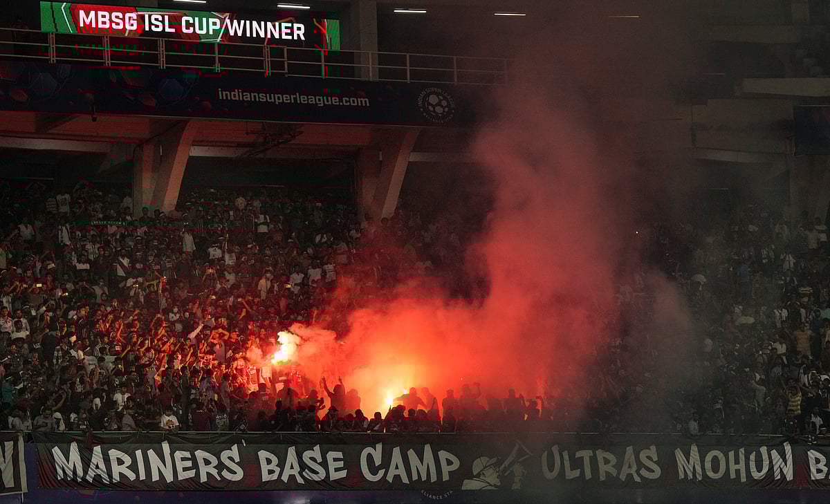 ಫುಟ್ಬಾಲ್: ಕೋಲ್ಕತ್ತದಲ್ಲಿ ಅಭಿಮಾನಿಗಳ ಪುಂಡಾಟಿಕೆ– ಬೆಂಗಳೂರು FC ಮಾಲೀಕರಿಗೆ ಗಾಯ