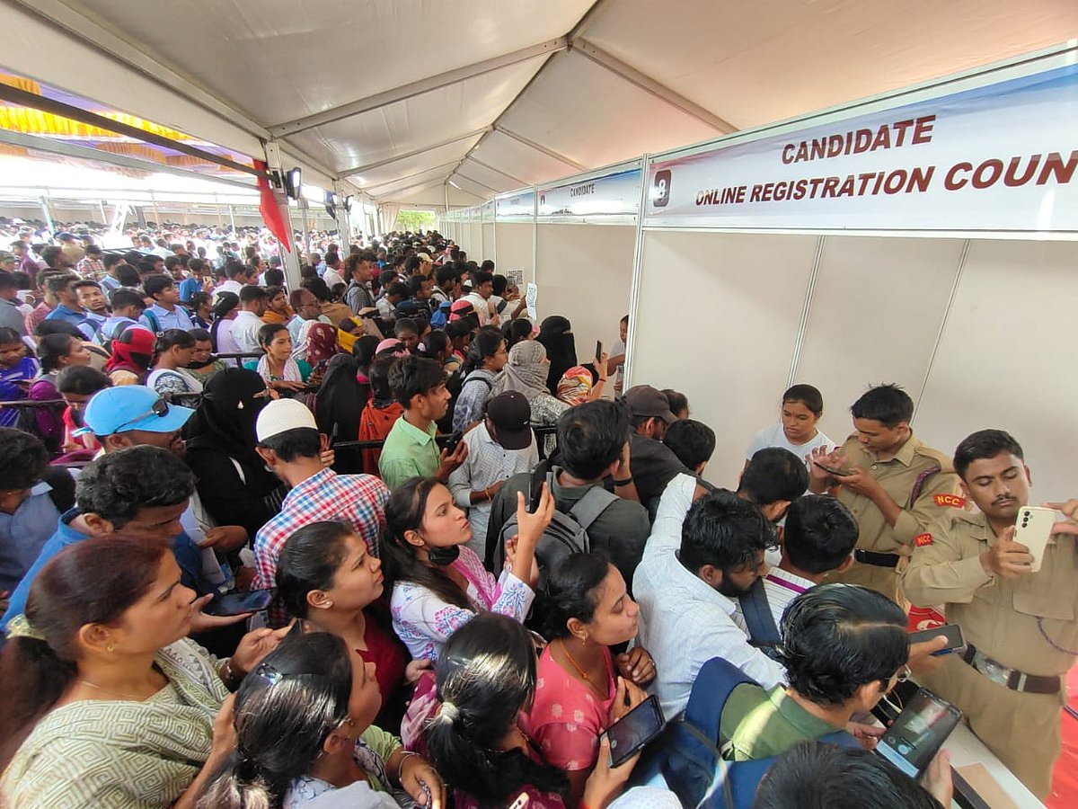 ಕಲ್ಯಾಣ ಕರ್ನಾಟಕ ಉದ್ಯೋಗ ಮೇಳ: ಹರಿದುಬಂದ ಯುವಜನರು