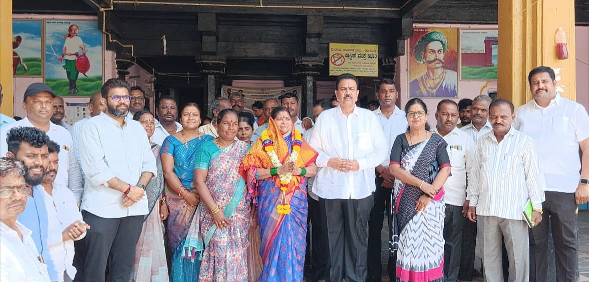 ನರಗುಂದ ಪುರಸಭೆ ಅಧ್ಯಕ್ಷರಾಗಿ ನೀಲವ್ವ ವಡ್ಡಿಗೇರಿ ಆಯ್ಕೆ