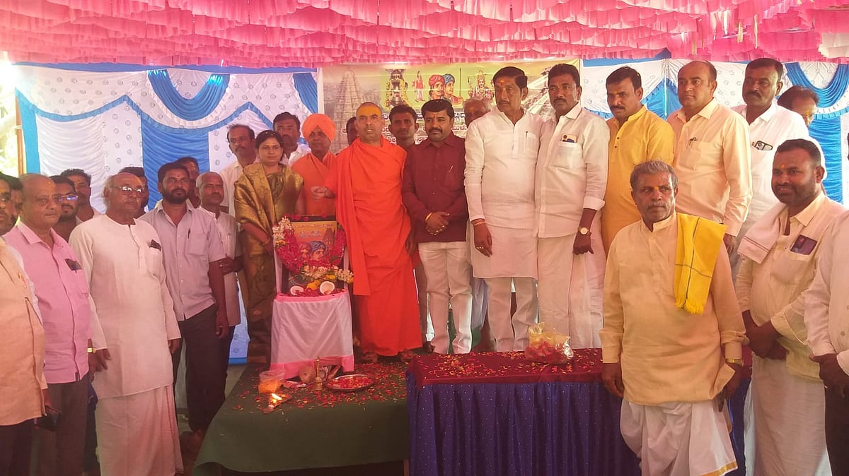 ಏ.18ರಂದೇ ಹಂಪಿ ಉತ್ಸವ  ನಡೆಯಲಿ: ಸಿದ್ಧರಾಮಾನಂದ ಸ್ವಾಮೀಜಿ