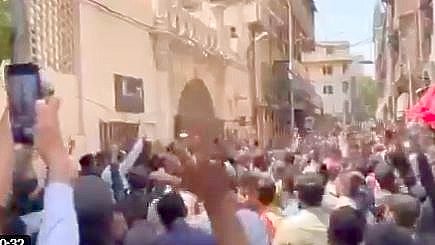 ಪಾಕಿಸ್ತಾನ: ಕರಾಚಿಯ ಅಹ್ಮದಿ ಮುಸಲ್ಮಾನ ಧಾರ್ಮಿಕ ಕೇಂದ್ರದ ಮೇಲೆ ದಾಳಿ– ಒಬ್ಬ ಸಾವು