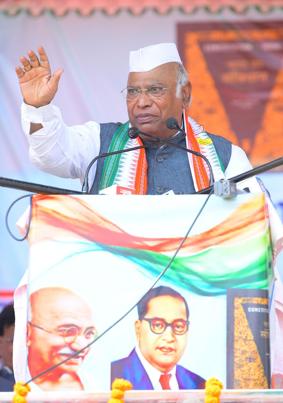 JD(U)-BJP ಮೈತ್ರಿ ಅವಕಾಶವಾದಿ; ಅಧಿಕಾರಕ್ಕಾಗಿ ನಿತೀಶ್ ಪಥ ಬದಲಾವಣೆ: ಖರ್ಗೆ