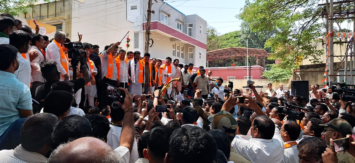 ಅಲಿಬಾಬ ತದ್ರೂಪ ಮುಖ್ಯಮಂತ್ರಿ ಸಿದ್ದರಾಮಯ್ಯ:  ಡಿ.ವಿ.ಸದಾನಂದಗೌಡ ಟೀಕೆ