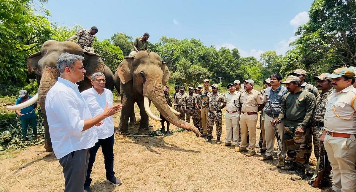 ಕಾಡಂಚಿನ ಜನರನ್ನು ಮಾನವೀಯತೆಯಿಂದ ನೋಡಿ: ಶಾಸಕ ಪೊನ್ನಣ್ಣ