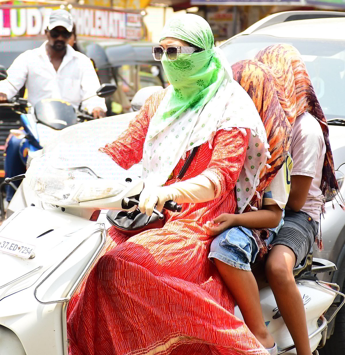 ‘ಕಲ್ಯಾಣ’ದಲ್ಲಿ ಸೂರ್ಯನ ಪ್ರ‘ತಾಪ’: ‘ರಾಜ್ಯ ನಿರ್ದಿಷ್ಟ ವಿಪತ್ತು’ ಘೋಷಣೆಗೆ ಕೂಗು