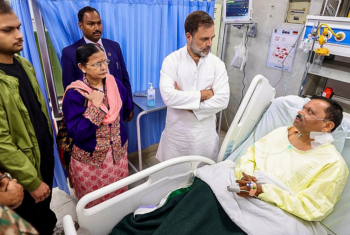 ಭಯೋತ್ಪಾದನೆ ಮಣಿಸಲು ರಾಷ್ಟ್ರೀಯ ಏಕತೆ ಇರಲಿ: ರಾಹುಲ್‌ ಗಾಂಧಿ ಕರೆ