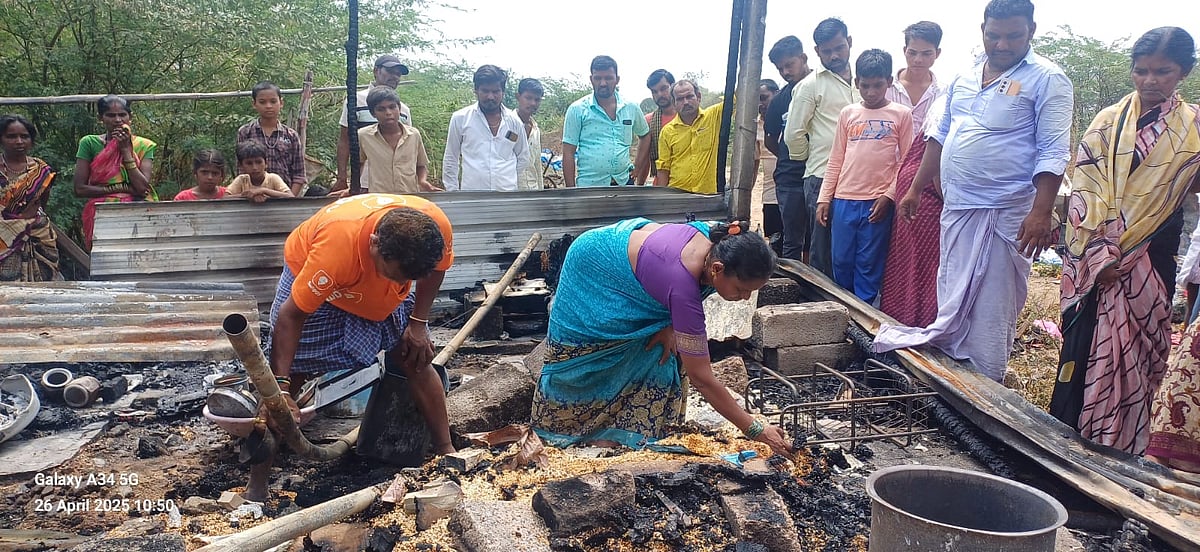 ಯಾದಗಿರಿ | ಸಿಲಿಂಡರ್ ಸ್ಫೋಟ: ಮನೆ ಬೆಂಕಿಗಾಹುತಿ