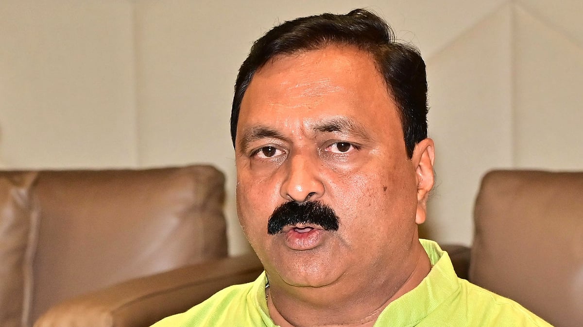 ಕಾಶ್ಮೀರ ಸಮಸ್ಯೆಗೆ ಕಾಂಗ್ರೆಸ್ ಕಾರಣ: ಸಚಿವ ಲಾಡ್‌ಗೆ ಶಾಸಕ ಟೆಂಗಿನಕಾಯಿ ತಿರುಗೇಟು