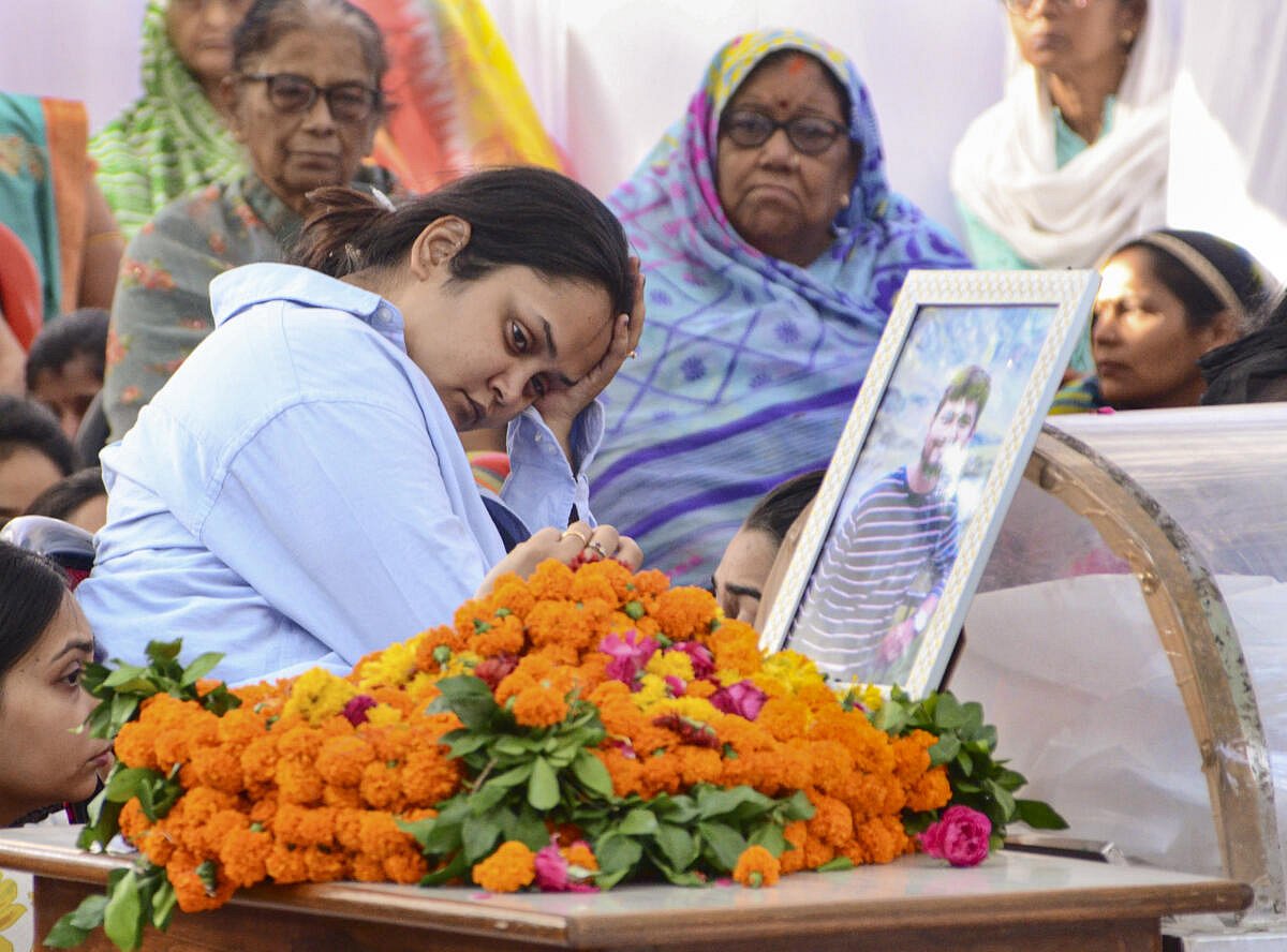 Pahalgam Terror Attack: ಪತಿಗೆ ಹುತಾತ್ಮ ಸ್ಥಾನಮಾನ ನೀಡಲು ಶುಭಂ ಪತ್ನಿ ಮನವಿ