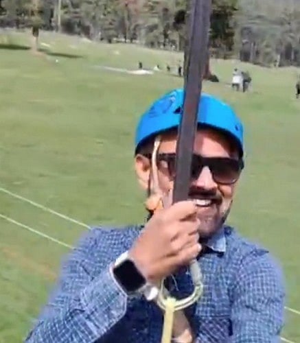 Pahalgam Attack: ಜಿಪ್‌ಲೈನ್‌ನಲ್ಲಿ ಪ್ರವಾಸಿಗ ಸವಾರಿ;ಸೆರೆಯಾಯ್ತು ಭಯಾನಕ ದೃಶ್ಯ