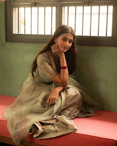 ವಿಂಟೇಜ್‌ ಲುಕ್‌ನಲ್ಲಿ ನಟಿ ಪೂಜಾ ಹೆಗ್ಡೆ
