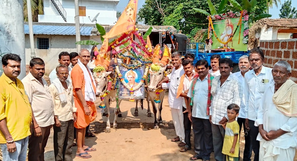 ಕಾಯಕ ನಿಷ್ಠೆಯಿಂದ ಬದುಕಿನ ಮೌಲ್ಯ ವೃದ್ಧಿ: ಶ್ರೀ