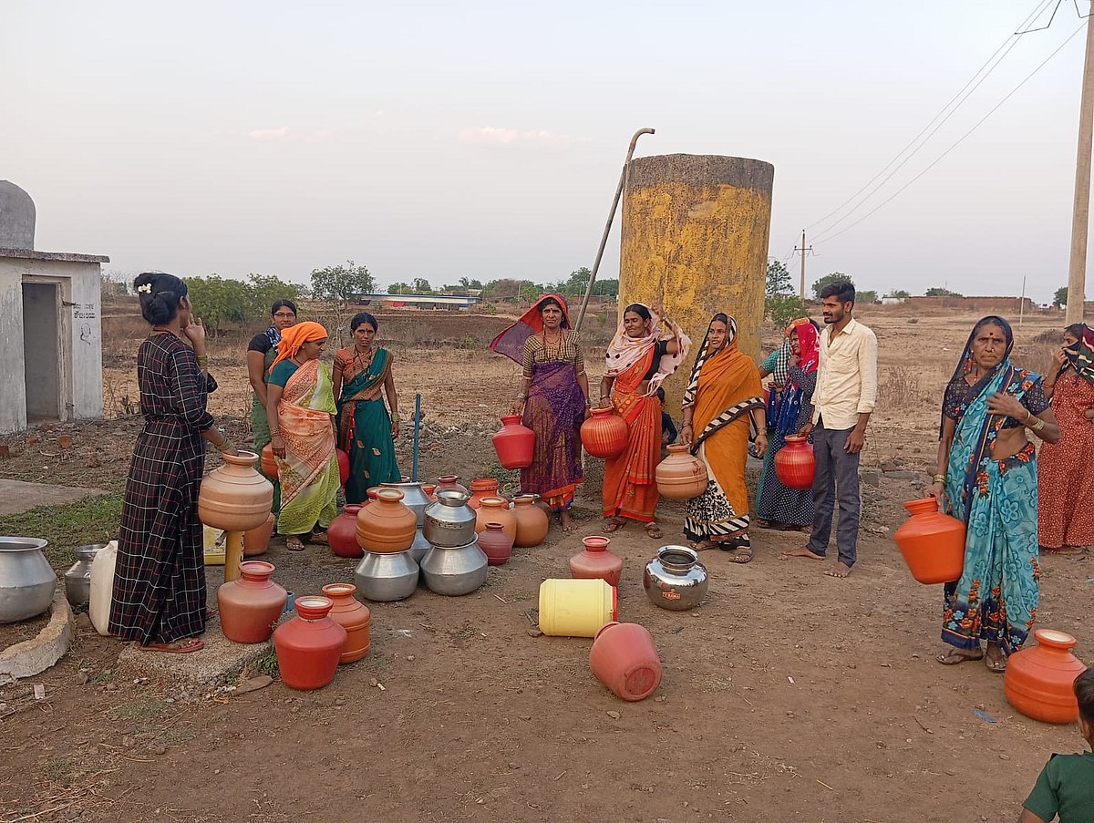 ಕಮಲನಗರ: ಕೊಡ ನೀರಿಗಾಗಿ ನೀರೆಯರ ಅಲೆದಾಟ