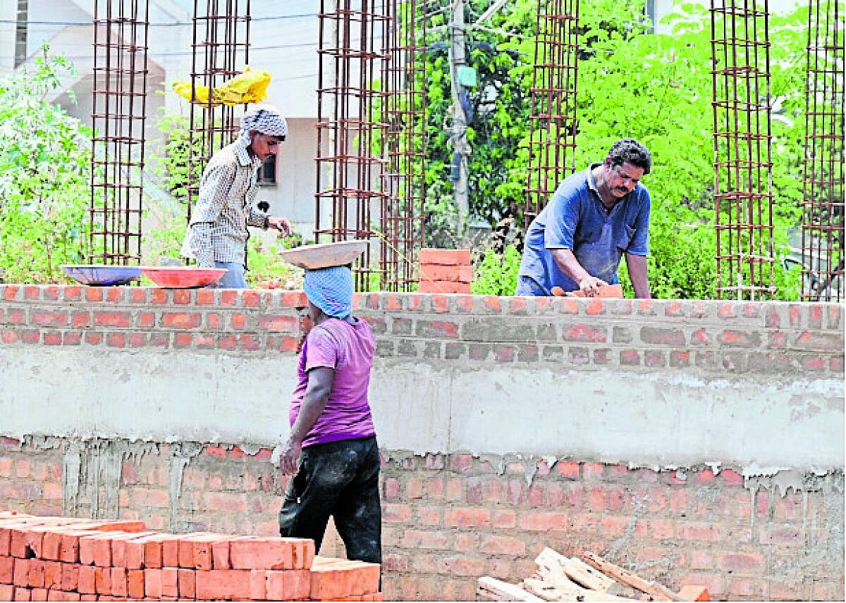 New Labour Codes |  4 ಕಾರ್ಮಿಕ ಸಂಹಿತೆಗಳು ಜಾರಿ: ಕೇಂದ್ರದಿಂದ ಅಧಿಸೂಚನೆ 