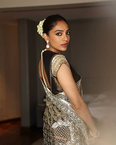 ಶೃಂಗ ಸಭೆಯಲ್ಲಿ ಭಾಗವಹಿಸಲು ಯಾವ ರೀತಿ ತಯಾರಾಗಿದ್ದರು ಎಂದು ಸಾಮಾಜಿಕ ಜಾಲತಾಣಗಳಲ್ಲಿ ಪೋಟೊ ಹಂಚಿಕೊಂಡಿದ್ದಾರೆ