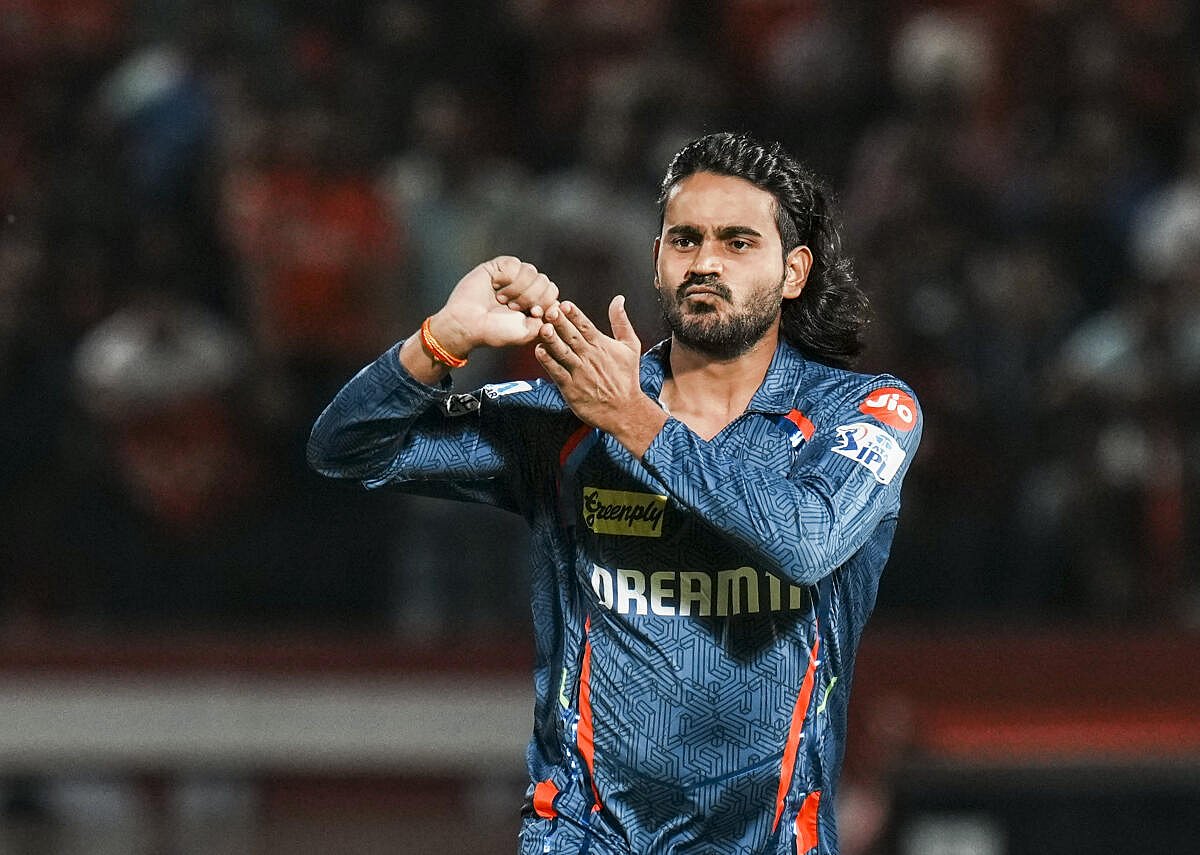 ದಂಡ ಬಿದ್ದರೂ ಕ್ಯಾರೇ ಅನ್ನದ ರಾಠಿ; ಶ್ರೇಯಸ್ ಔಟ್ ಮಾಡಿ ಮತ್ತೆ ನೋಟ್‌ಬುಕ್ ಸಂಭ್ರಮ