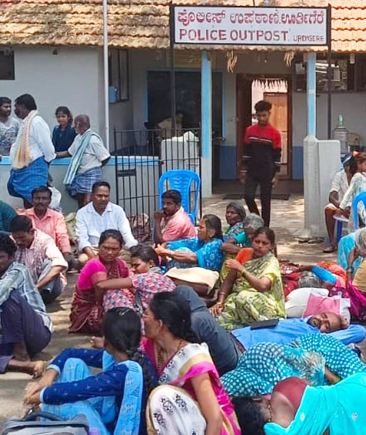 ತುಮಕೂರು: ಪ್ರತಿಭಟನಾಕಾರರು ವಶಕ್ಕೆ, ಬಿಡುಗಡೆ