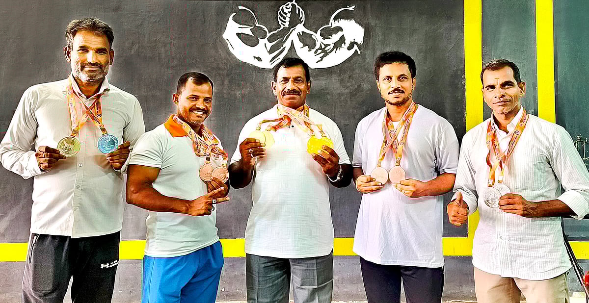 ಪವರ್ ಲಿಫ್ಟಿಂಗ್: ಬ್ರದರ್ಸ್ ಜಿಮ್‌ಗೆ 16 ಪದಕ