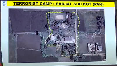 ಉಗ್ರರ ನೆಲೆಗಳ ವಿವರ:1. ಮರ್ಕಜ್ ಸುಭಾನ್ ಅಲ್ಲಾಹ್, ಬಹವಾಲ್‌ಪುರ (ಜೆಇಎಂ)2. ಮರ್ಕಜ್ ತಯಬಾ, ಮುರಿದ್ಕೆ (ಎಲ್‌ಇಟಿ)3. ಸರ್ಜಲ್, ತೆಹ್ರಾ ಕಲನ್ (ಜೆಇಎಂ)4. ಮೆಹಮೂನಾ ಜೋಯಾ, ಸಿಯಾಲ್‌ಕೋಟ್ (ಎಚ್‌ಎ)5. ಮರ್ಕಜ್ ಅಹ್ಲೆ ಹಡಿತ್, ಬರ್ನಾಲ (ಎಲ್‌ಇಟಿ)6. ಮರ್ಕಜ್ ಅಬ್ಬಾಸ್, ಕೊಟ್ಲಿ  (ಜೆಇಎಂ)7. ಮಸ್ಕರ್ ರಹೀಲ್ ಶಾಹೀದ್, ಕೊಟ್ಲಿ (ಎಚ್‌ಎಂ)8. ಶವಾಯಿ ನಲ್ಲಾ ಕ್ಯಾಂಪ್, ಮುಜಾಫರಬಾದ್ (ಎಲ್‌ಇಟಿ)9. ಸೈಯದ್ನಾ ಬಿಲಾಲ್ ಕ್ಯಾಪ್, ಮುಜಾಫರಬಾಬ್  (ಜೆಇಎಂ)