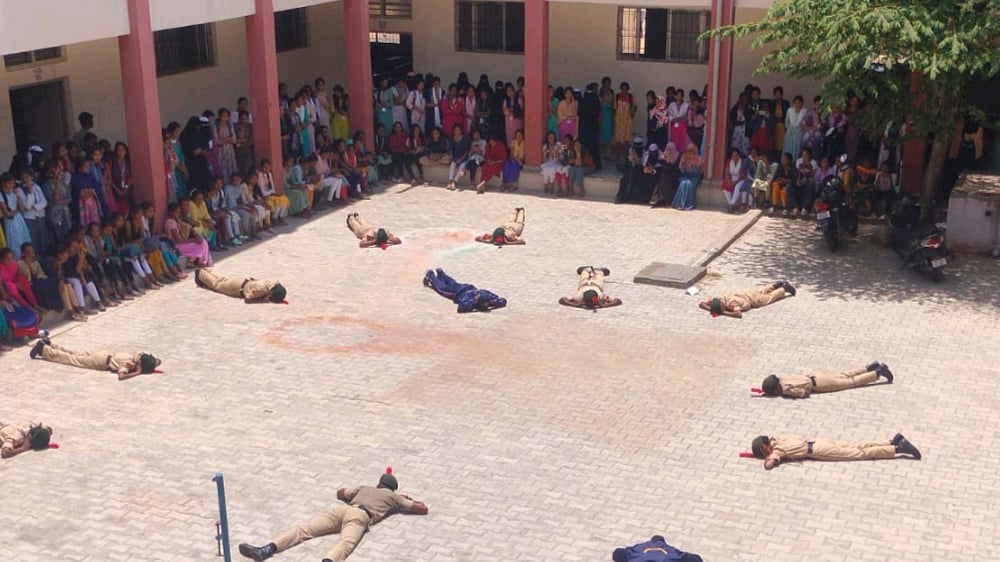 ‘ಆಪರೇಷನ್‌ ಅಭ್ಯಾಸ್’: ಶಿರಾದಲ್ಲಿ ನಾಗರಿಕ ಸುರಕ್ಷತಾ ಅಣಕು ಪ್ರದರ್ಶನ