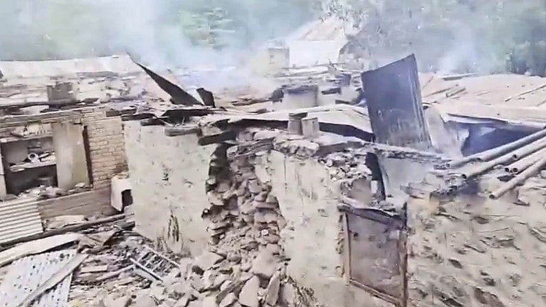 ಪಾಕ್‌ ಶೆಲ್‌ ದಾಳಿ: ಗಡಿ ನಿಯಂತ್ರಣ ರೇಖೆಯ ಬಳಿಯಿರುವ 20 ಮನೆಗಳಿಗೆ ಹಾನಿ