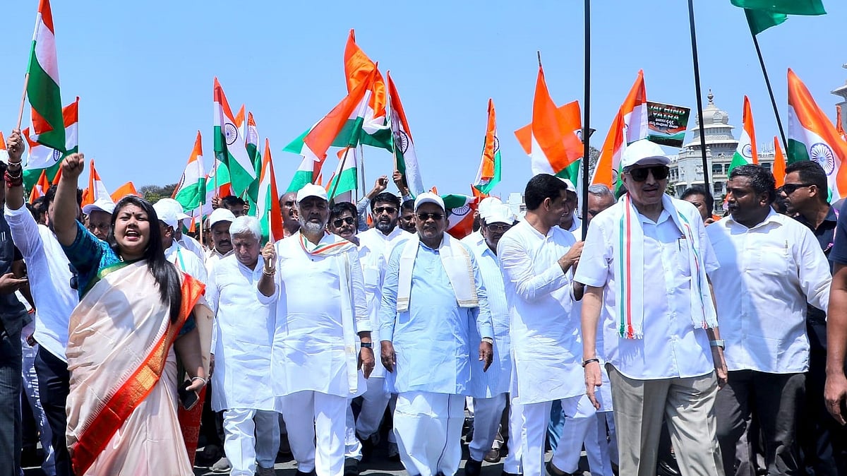 Ind–Pak Tensions: ಸೇನಾ ಪಡೆಗೆ ಬೆಂಬಲ ಸೂಚಿಸಿ ಕಾಂಗ್ರೆಸ್‌ನಿಂದ ತಿರಂಗಾ ಯಾತ್ರೆ