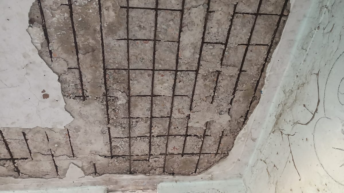 ರೋಣ: ಗ್ರಾಮೀಣ ಬಸ್ ನಿಲ್ದಾಣಗಳಿಗೆ ಬೇಕಿದೆ ಕಾಯಕಲ್ಪ