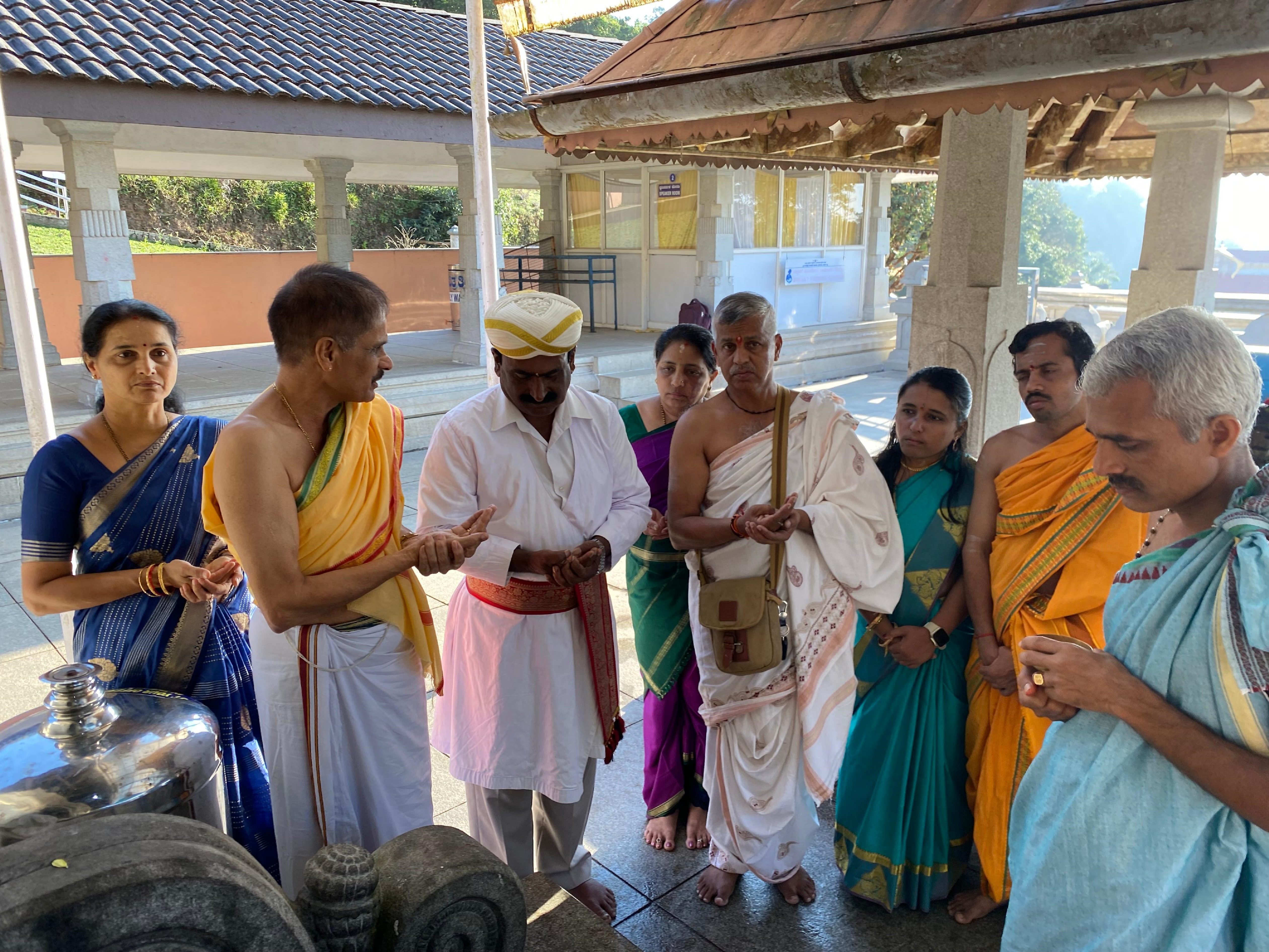 ಲೋಕಕಲ್ಯಾಣಾರ್ಥವಾಗಿ ರಾಜ್ಯದಲ್ಲಿ 11 ದಿನಗಳ ಕಾಲ ನಡೆಯುವ ಅತಿರುದ್ರ ಜಪಯಜ್ಞ ಕಾವೇರಿ ನದಿಯ ಉಗಮ ಸ್ಥಾನ ತಲಕಾವೇರಿ ಸನ್ನಿಧಿಯಲ್ಲಿ ಭಾನುವಾರ ಆರಂಭಗೊಂಡಿತು.