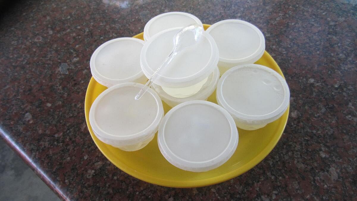 ಬೇಸಿಗೆ: ಸೆಳೆಯುತ್ತಿದೆ ಎಳನೀರು ಜೆಲ್ಲಿ!