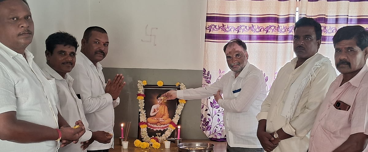 ಶಾಸಕರ ಕಚೇರಿಯಲ್ಲಿ ಬುದ್ಧ ಪೂರ್ಣಿಮೆ ಆಚರಣೆ